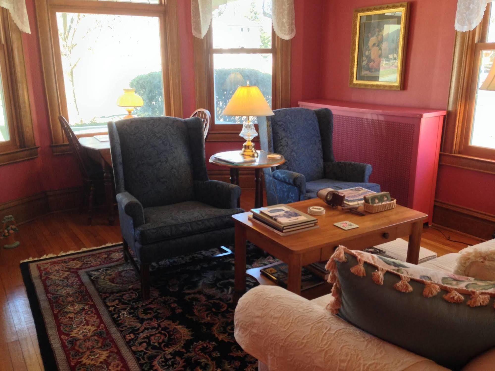 Harrison House Bed & Breakfast Naperville Exteriör bild
