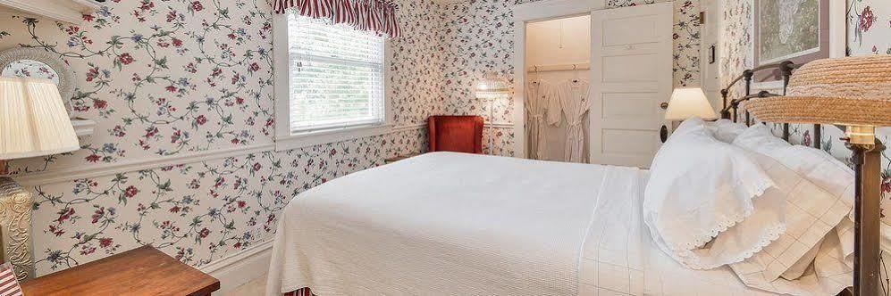 Harrison House Bed & Breakfast Naperville Exteriör bild