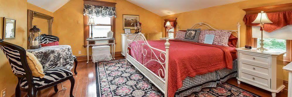 Harrison House Bed & Breakfast Naperville Exteriör bild