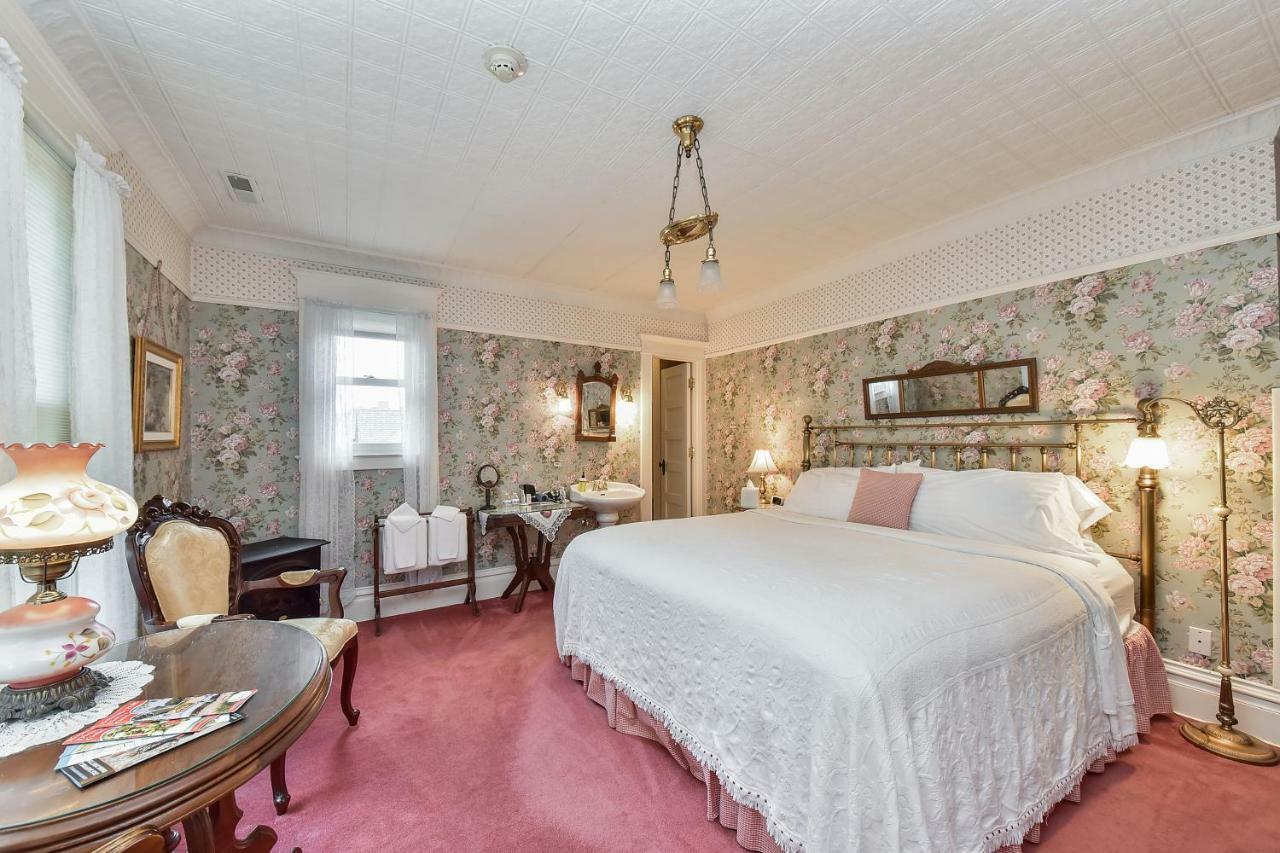 Harrison House Bed & Breakfast Naperville Exteriör bild